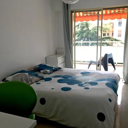 Appart - L'iliade Juan Centre Apartment *